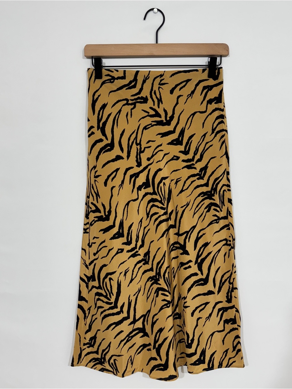 WSK51 {Madewell} Tiger Print 100% Silk Elastic Waist Pull On Midi Skirt